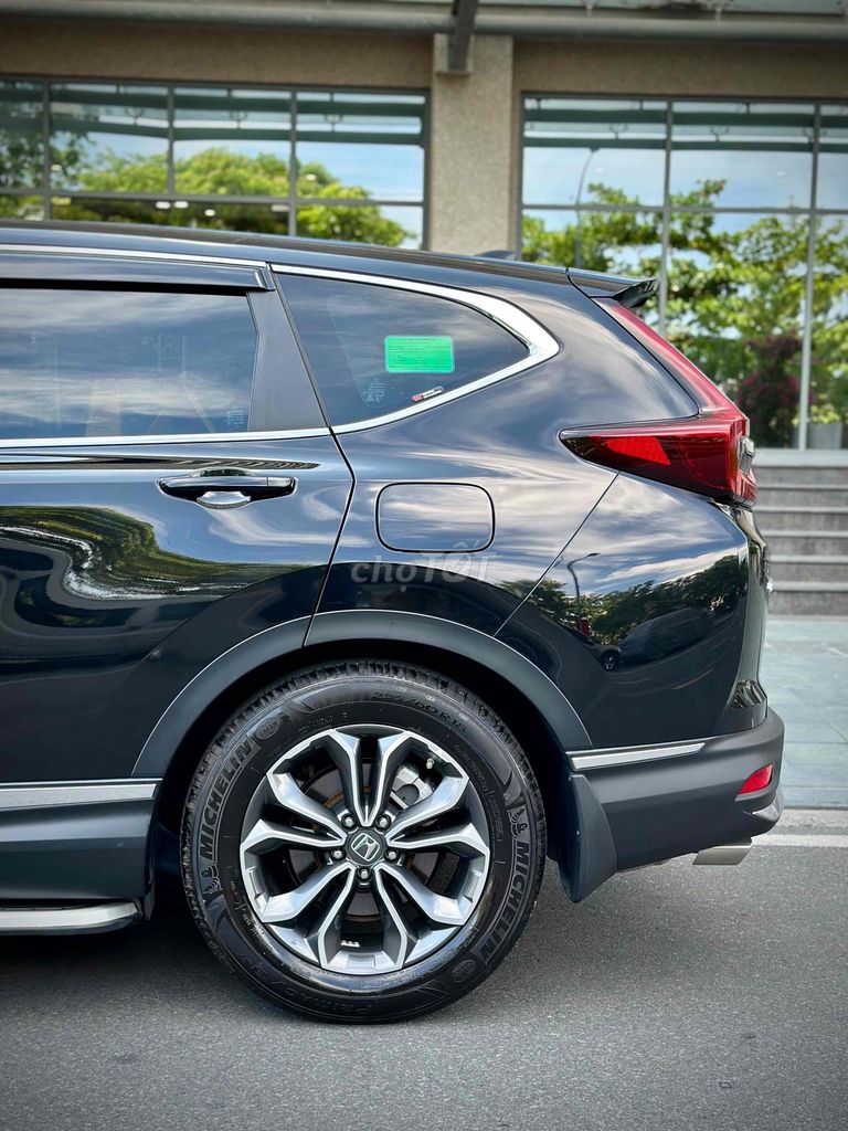 Honda CRV L-Sensing Đk 1/2023  Odo 19.000 km NhưMớ. Mua bán Ô tô tại Quận 8 Tp Hồ Chí Minh được đăng bởi Hiếu Trần hình 8