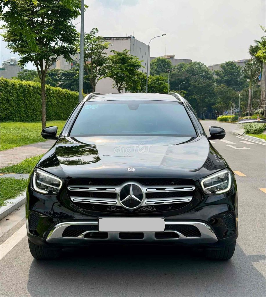 Mercedes Benz GLC model 2022 đen/đen siêu mới. Mua bán Ô tô tại Quận 11 Tp Hồ Chí Minh được đăng bởi Nguyễn Thông hình 2