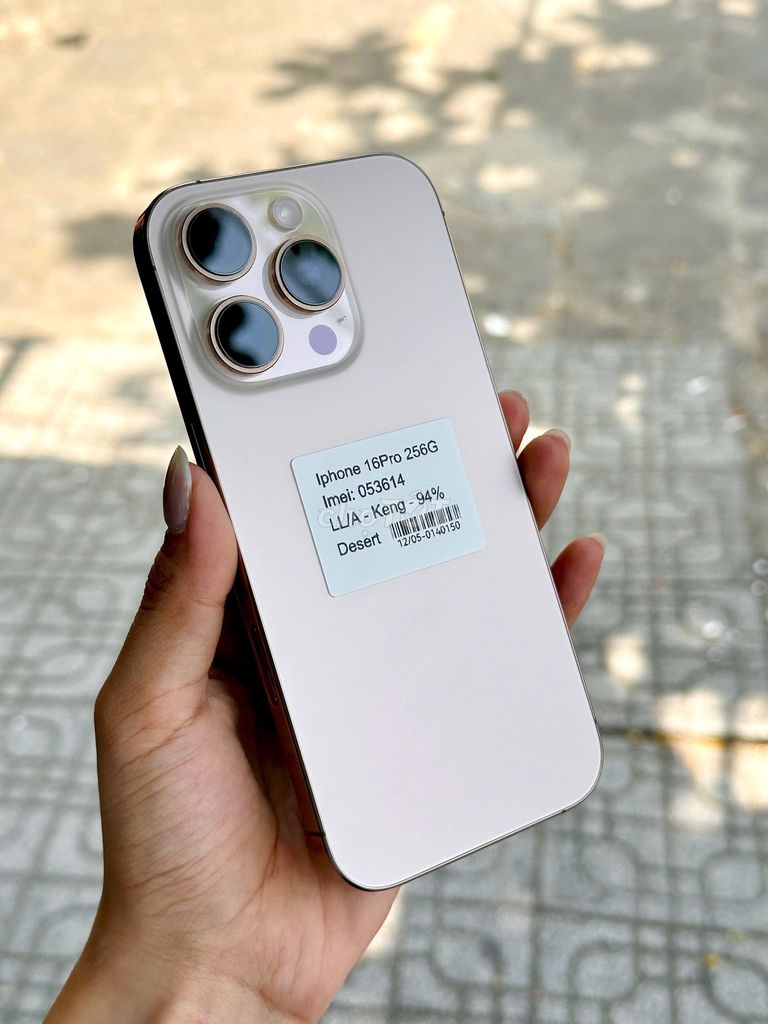 Iphone 16Pro 256G DesertLL/A MáyZinKeng Pin zin 9x. Mua bán Điện thoại tại Quận Liên Chiểu Đà Nẵng được đăng bởi Gia Minh Shop hình 1