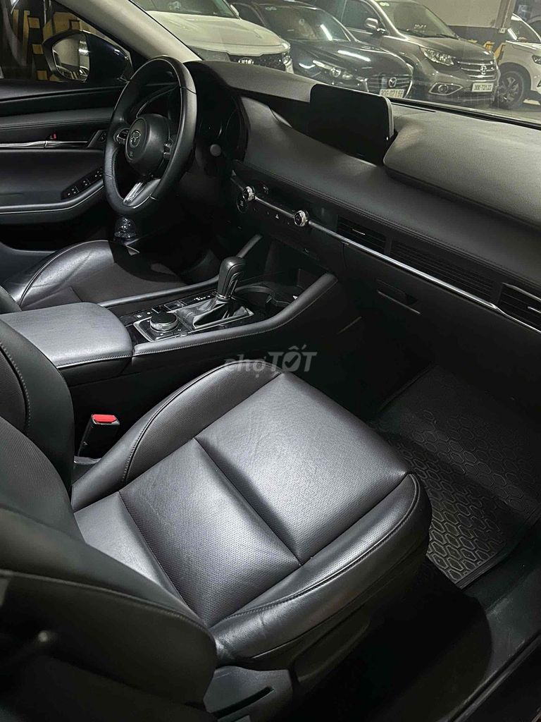 Mazda Mazda3 2024 1.5 Luxury. Mua bán Ô tô tại Quận Cầu Giấy Hà Nội được đăng bởi Cường Lê hình 6