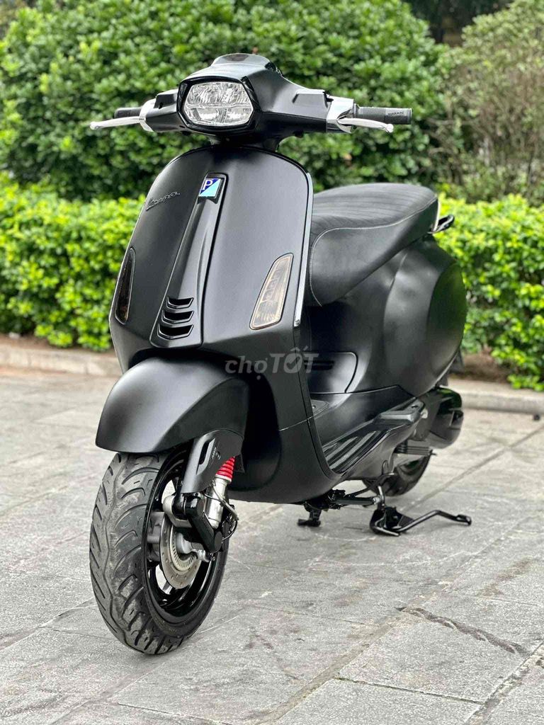 Vespa Sprint S150 iGetABS 2021 Đen Sần (X_M  A_LÊ)