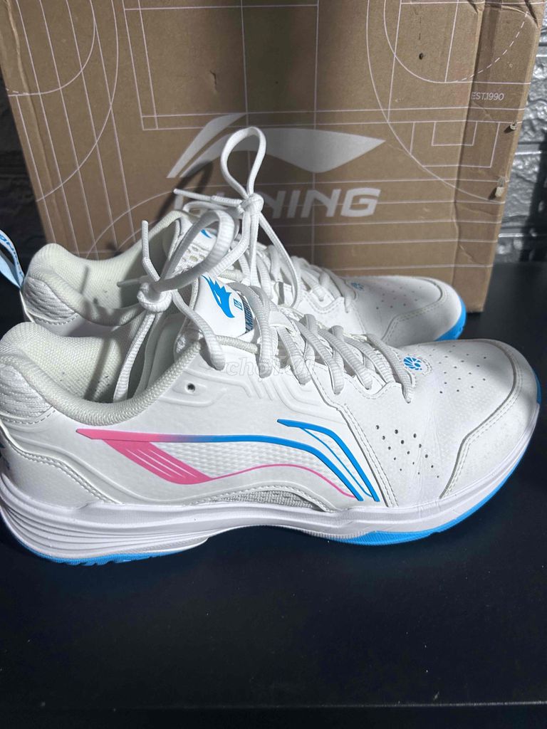 Giày thể thao Li-Ning size41,5 26cm lướt 95%. Mua bán Giày dép tại Quận Nam Từ Liêm Hà Nội được đăng bởi cầu lông lướt hình 1