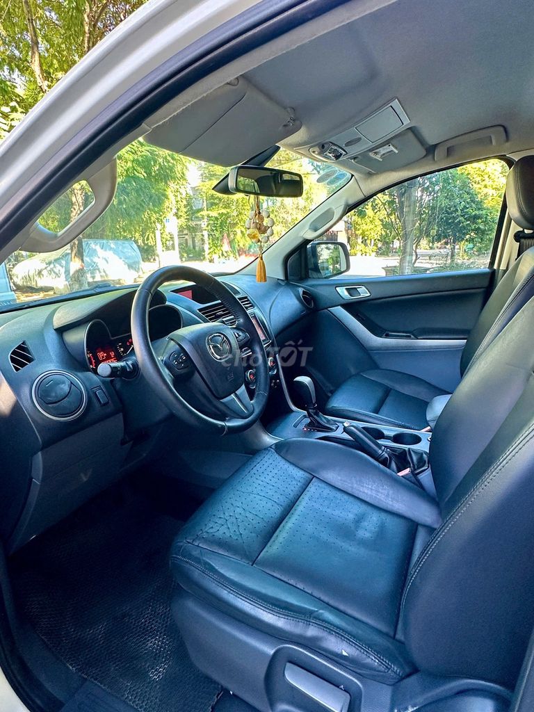 MAZDA BT 50 2.2L 4x2 AT 2017. Mua bán Ô tô tại Quận Cẩm Lệ Đà Nẵng được đăng bởi Hải Vân Auto hình 5