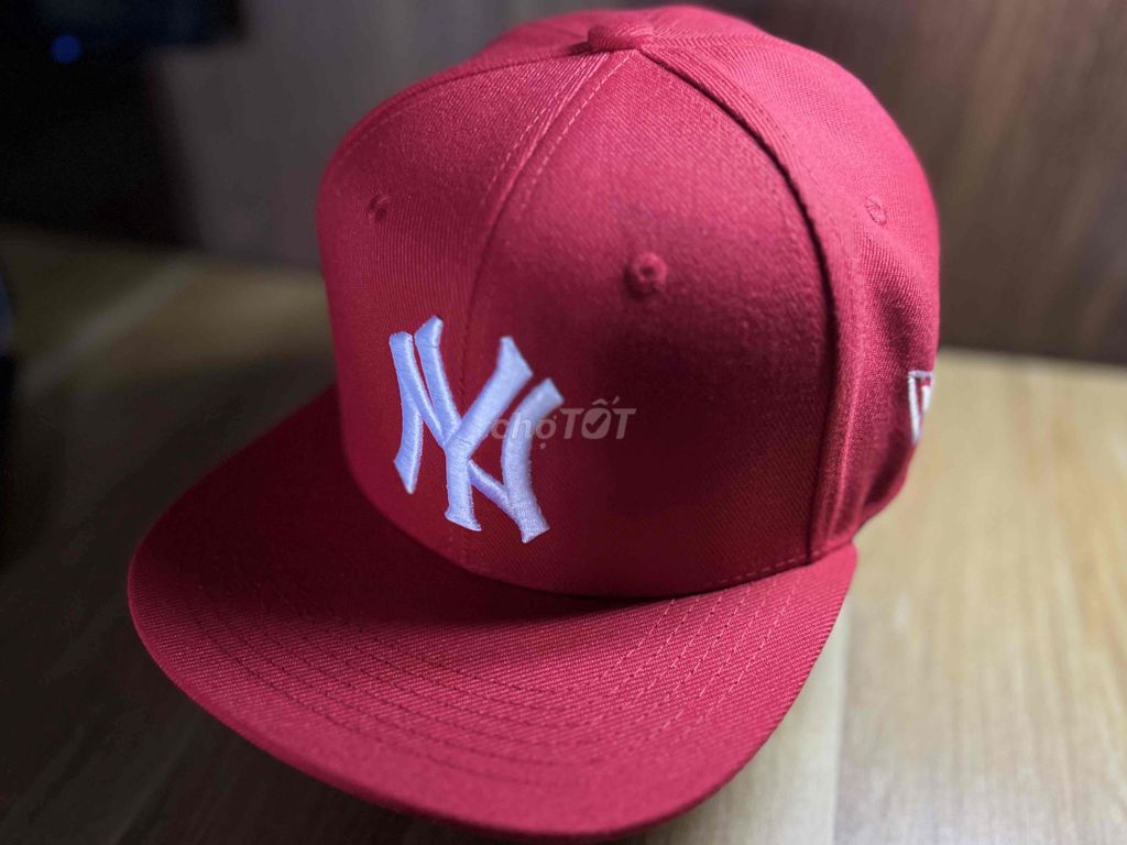 Nón lưỡi trai NY Đỏ 56-58 Unisex. Mua bán Phụ kiện thời trang khác tại Quận Hải Châu Đà Nẵng được đăng bởi 43CapZone hình 1