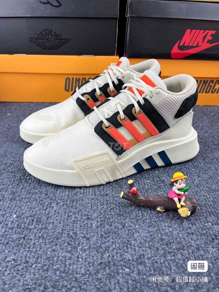 Giày thể thao Adidas Originals EQT cổ cao size 42. Mua bán Giày dép tại Thành phố Đồng Xoài Bình Phước được đăng bởi 笨蛋 hình 1