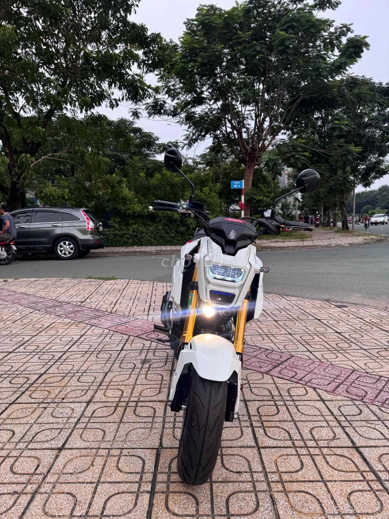 Honda MSX125 2022 белый, красный 7000 км