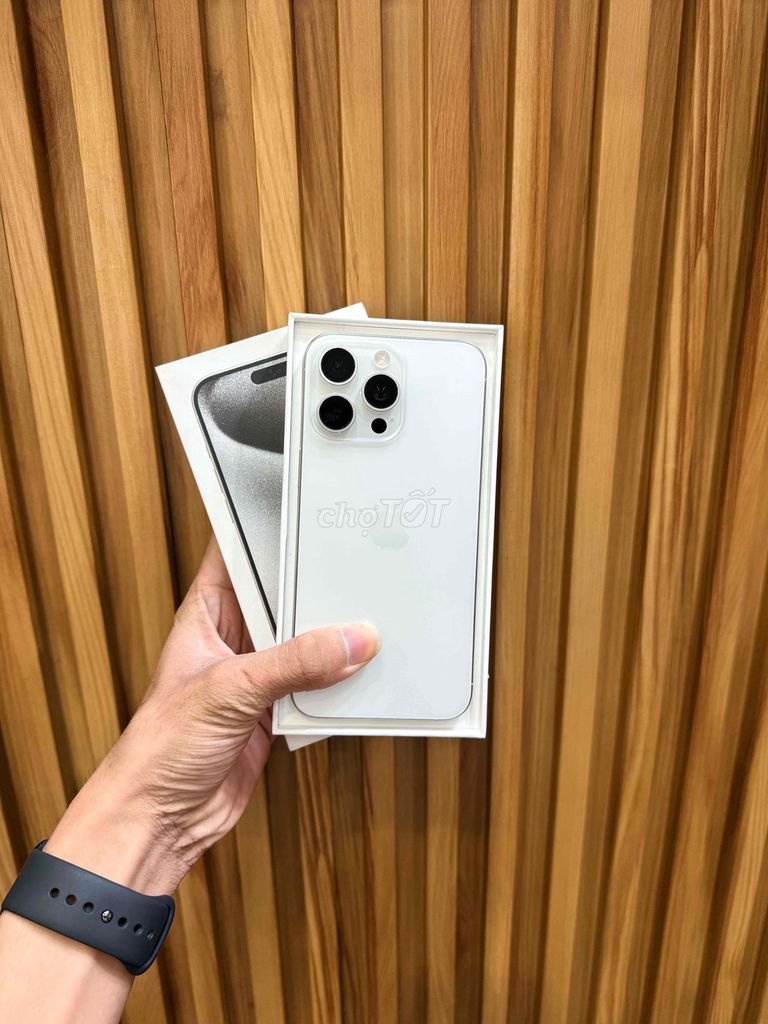 Apple iPhone 15 Pro Max 256GB Trắng Việt Nam 99%. Mua bán Điện thoại tại Quận 8 Tp Hồ Chí Minh được đăng bởi Lê Đặng Minh Khang hình 1