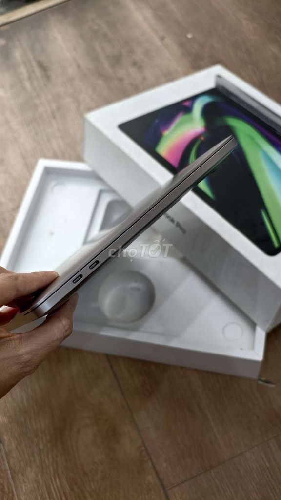 Apple Macbook Pro M2 16GB/256GB 99% đẹp. Mua bán Laptop tại Quận Thanh Xuân Hà Nội được đăng bởi Kim Ngân hình 1
