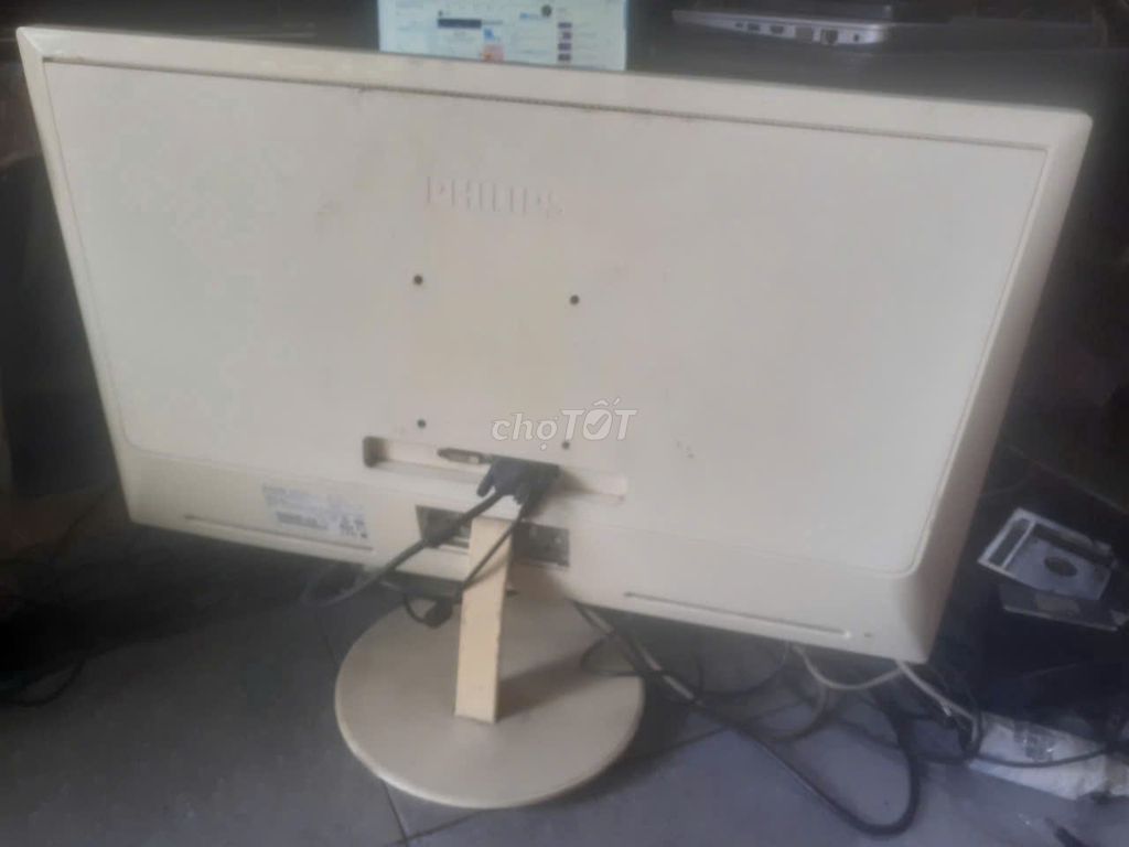 Màn hình 27in xài ok+ mua đổi lin kiện pc lapto hư. Mua bán Phụ kiện (Màn hình, Chuột...) tại Huyện Hóc Môn Tp Hồ Chí Minh được đăng bởi thanh hình 1