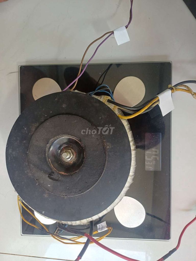 Biến áp Rock3 70V, 18V, 16V chưa sửa chữa. Mua bán Tivi, Âm thanh tại Thành phố Long Khánh Đồng Nai được đăng bởi Quyen Nguyevan hình 1