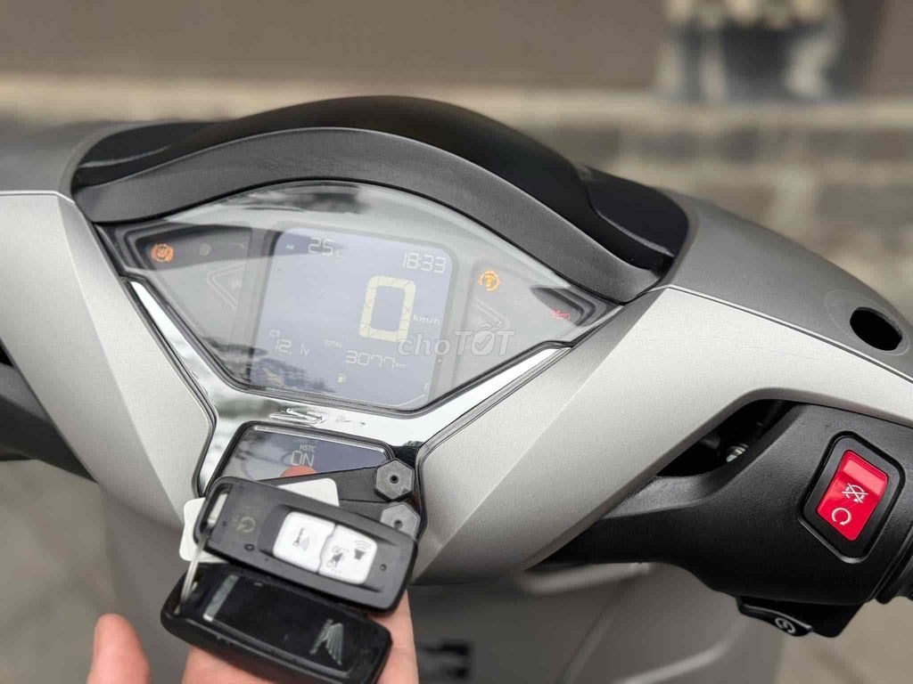 SH350 2024 bạc mới 99% - Trả trước 80tr nhận xe ✅. Mua bán Xe máy tại Quận Long Biên Hà Nội được đăng bởi Nguyễn thị xuân hình 3