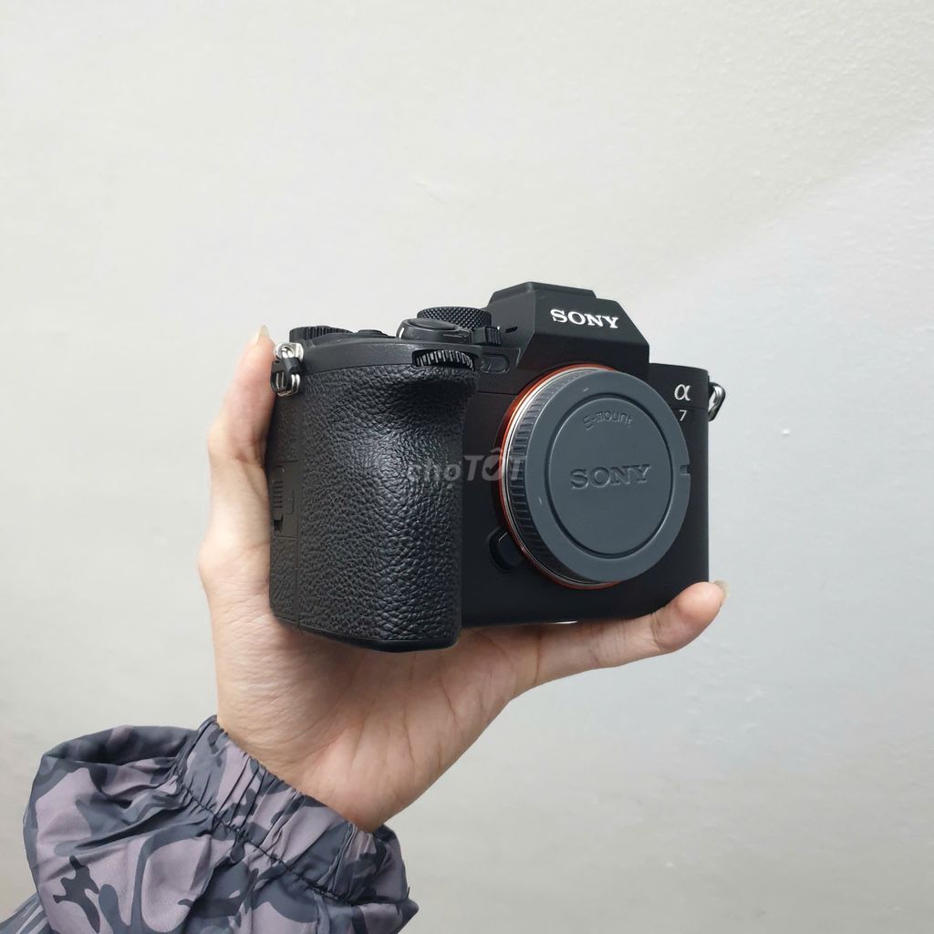 Máy ảnh Sony A74 đẹp giá tốt cuối năm cho các ace