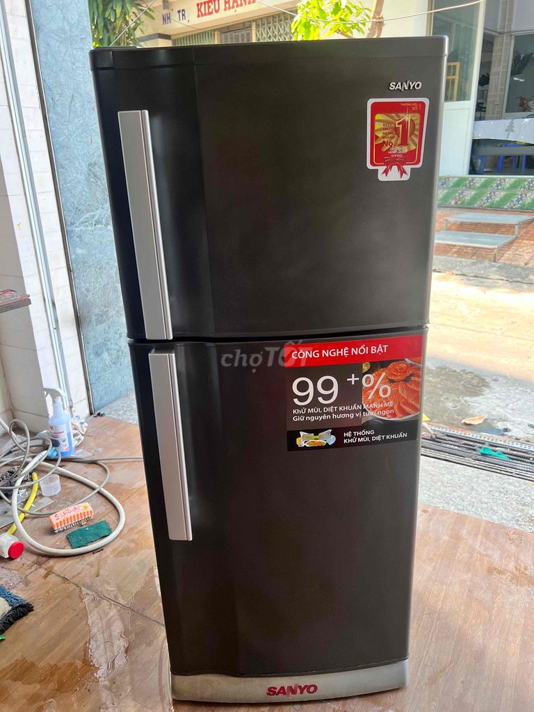 Tủ lạnh Sanyo Đen Đã sử dụng. Mua bán Tủ lạnh tại Quận Ninh Kiều Cần Thơ được đăng bởi Nguyễn Tân hình 1