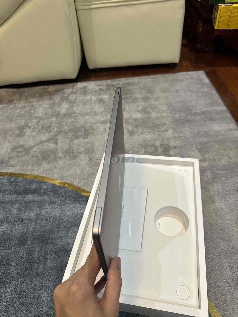 MAC PRO 2020 13 INCH I7/32/512 99% đẹp. Mua bán Laptop tại Quận 12 Tp Hồ Chí Minh được đăng bởi Hiếu hình 6