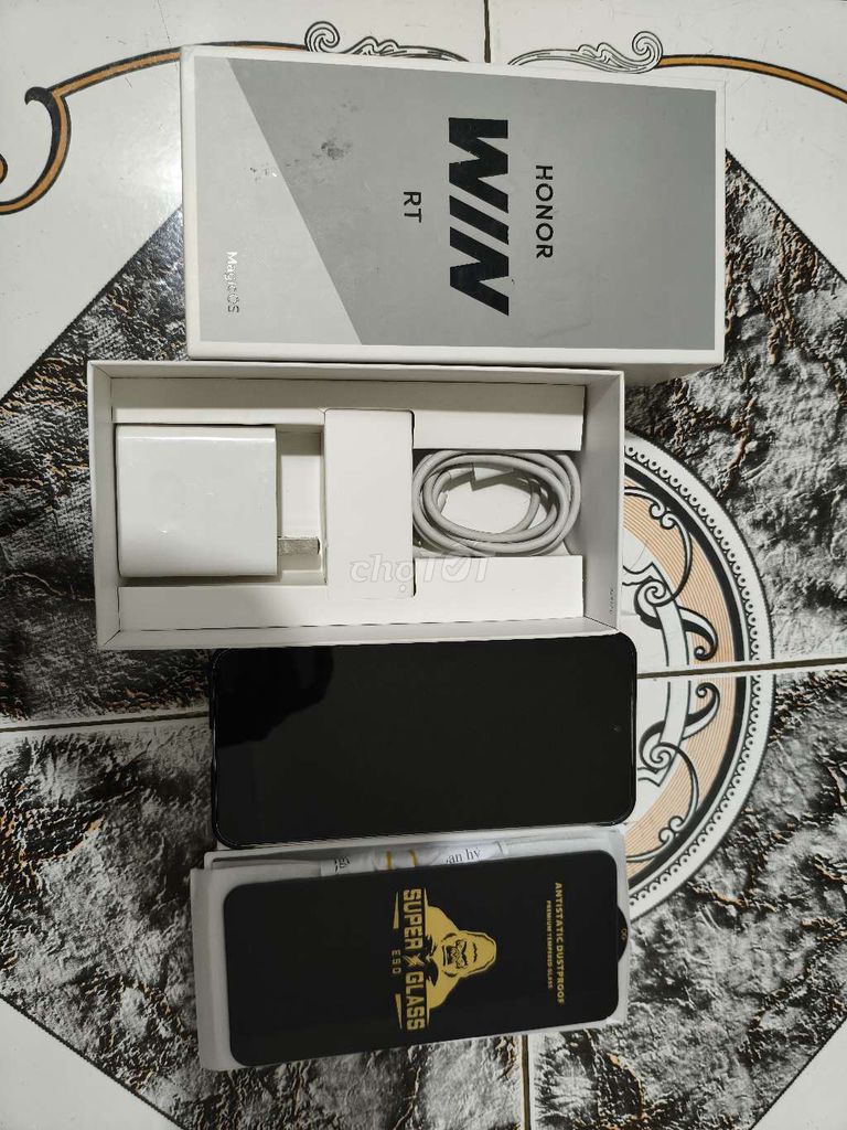 Honor Win RT 256GB Trắng. Mua bán Điện thoại tại Huyện Đông Anh Hà Nội được đăng bởi Long Bùi hình 1
