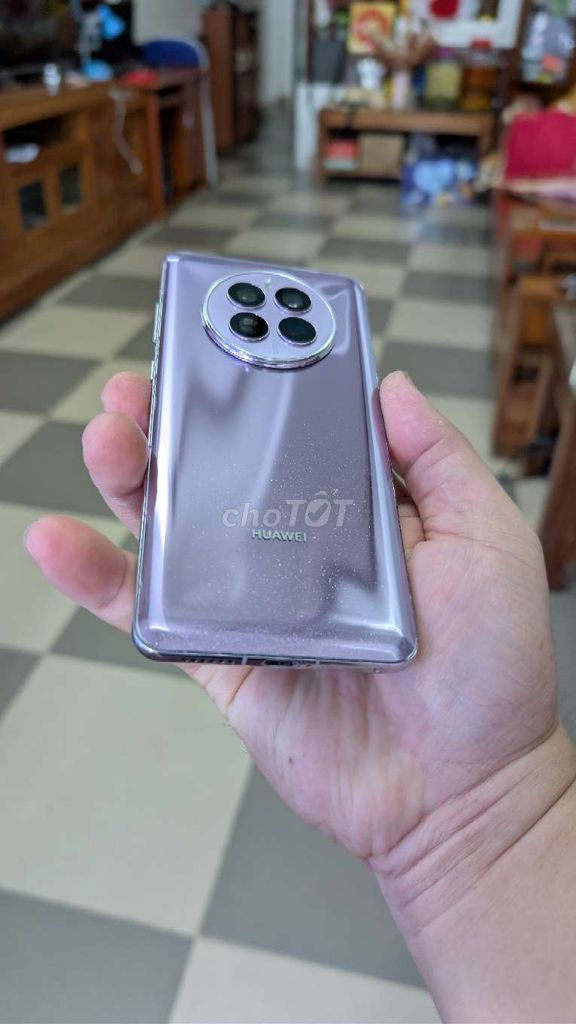 Huawei Mate 50 Tím. Mua bán Điện thoại tại Thành phố Bắc Ninh Bắc Ninh được đăng bởi bảo linh hình 1