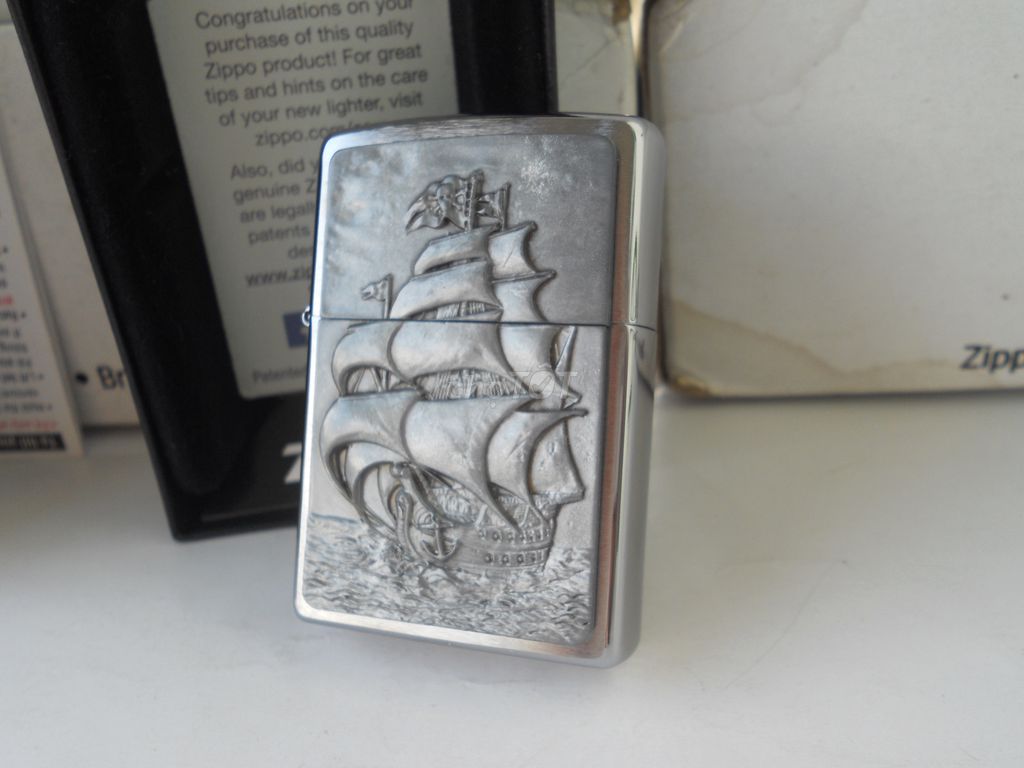 Zippo MỸ.zin a-z' TÀU NGỌC TRAI ĐEN / BLACK PEARL