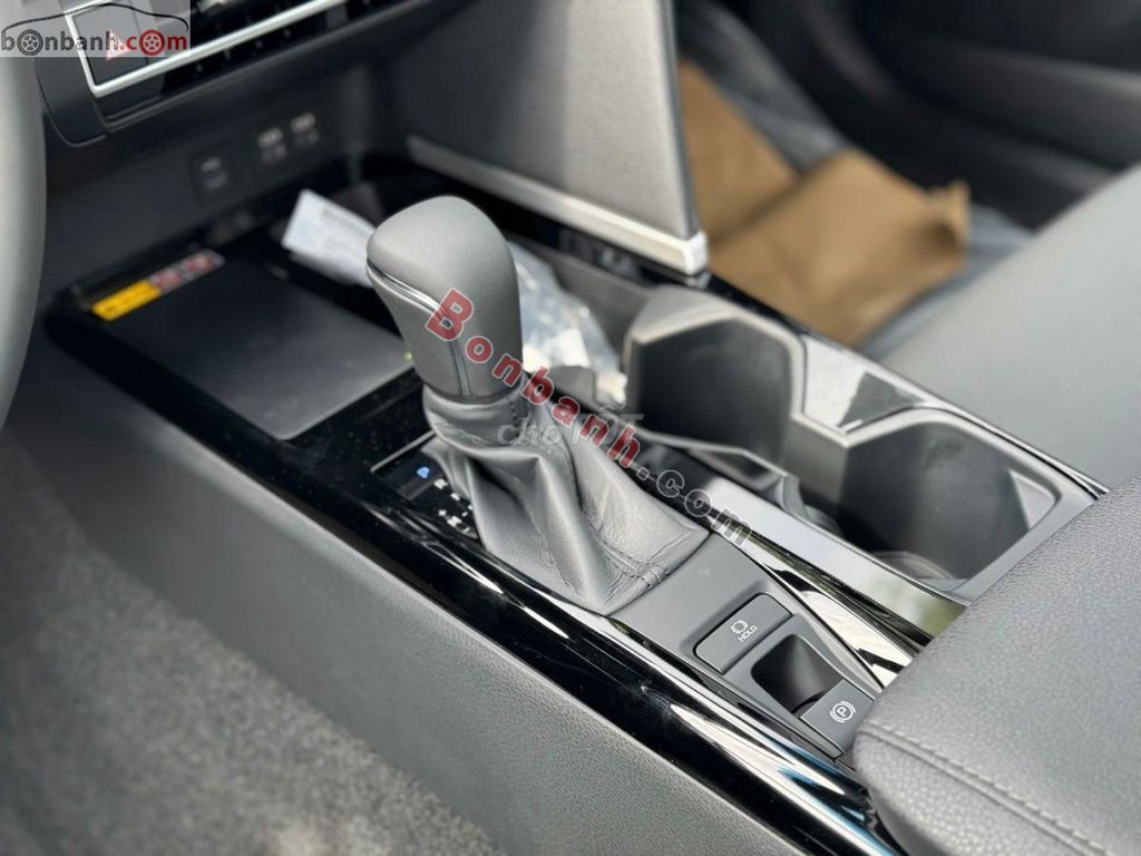 Xe Toyota Camry 2.0Q 2025 - 1 Tỷ 160 Triệu. Mua bán Ô tô tại Quận Cầu Giấy Hà Nội được đăng bởi Ms Hà hình 5