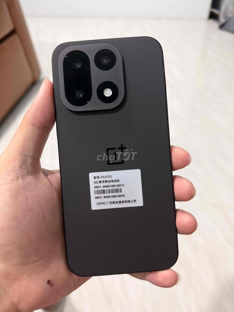 OnePlus 15 Đen ( Sạc 1 lần, mới bóc seal ) có gl. Mua bán Điện thoại tại Quận Bình Thạnh Tp Hồ Chí Minh được đăng bởi Johnny ho hình 1