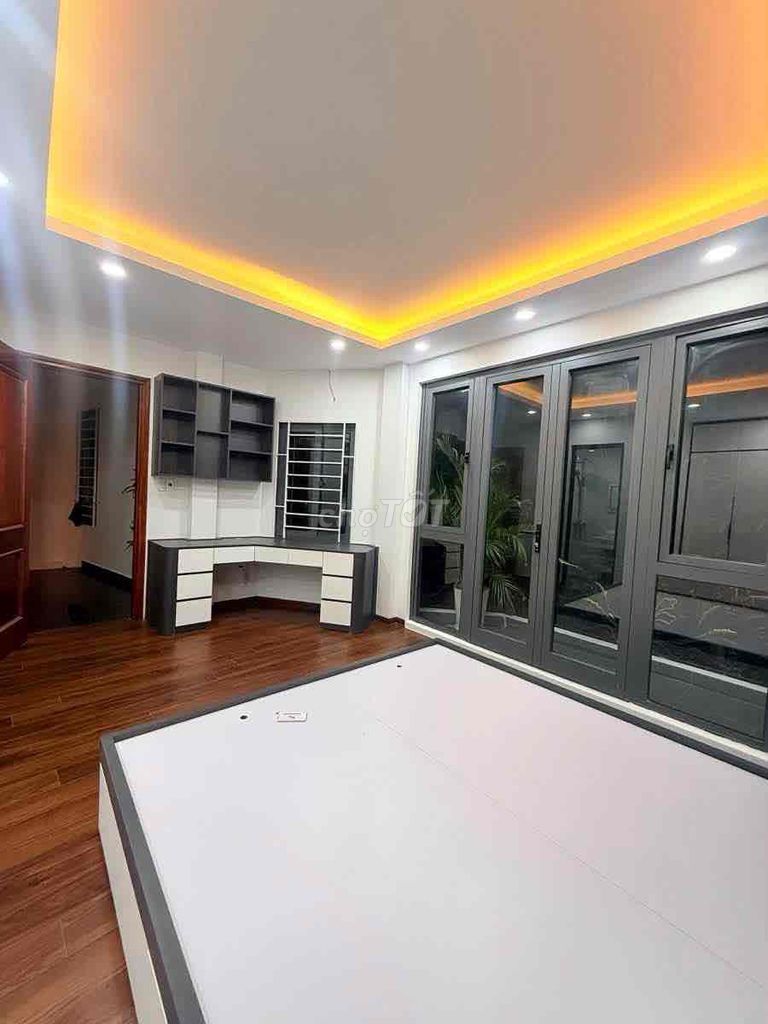 Ô tô đỗ cửa Minh Khai,tặng full NT, ngõ nông rộng, 2 thoáng 39m*5T.*7t - ảnh 5