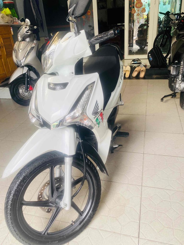 Honda Future Led 2022 Белый 13000 км