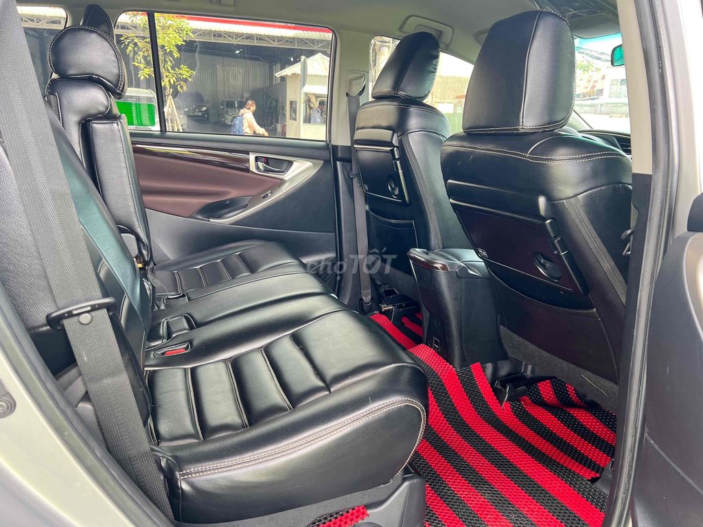 Bán Innova tự động 2022 - Xe gia đình xe đẹp đi kỹ. Mua bán Ô tô tại Thành phố Thủ Đức Tp Hồ Chí Minh được đăng bởi Tấn Quang Toyota Đông Sài Gòn hình 6