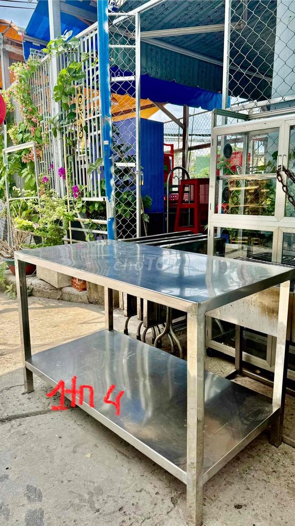 Bàn Inox Bạc Gia đình/Kinh doanh. Mua bán Bàn ghế tại Quận Bình Tân Tp Hồ Chí Minh được đăng bởi Phat  hình 1