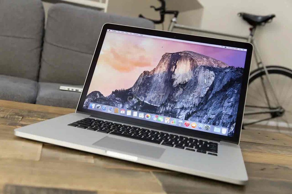 macbook Pro 2015 i7/16GB/256GB