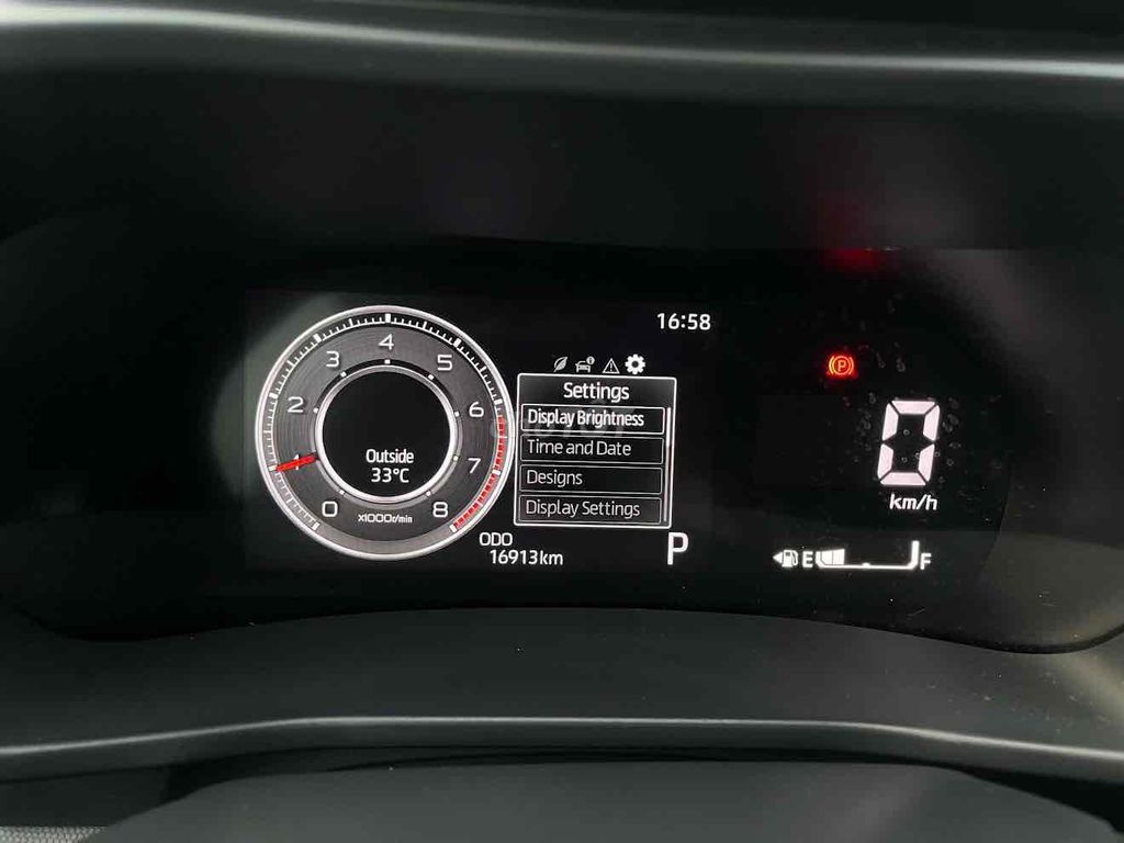 Toyota Raize 2024 - 16.999km tiết kiệm 100 Triệu. Mua bán Ô tô tại Quận Tân Bình Tp Hồ Chí Minh được đăng bởi TOYOTA LÝ THƯỜNG KIỆT hình 9