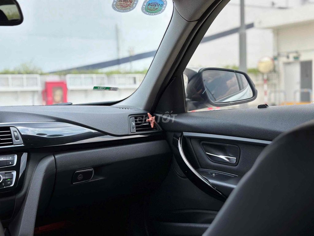 BMW 3 Series 2***00 km. Mua bán Ô tô tại Quận Long Biên Hà Nội được đăng bởi Nguyễn Thanh Phúc hình 9