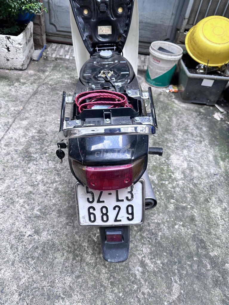 Xe nhà sử dụng. Mua bán Xe máy tại Quận 4 Tp Hồ Chí Minh được đăng bởi ngọc hình 9