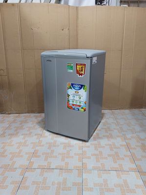 Tủ lạnh Aqua D92P8R nhỏ gọn 1ngăn, làm lạnh nhanh.