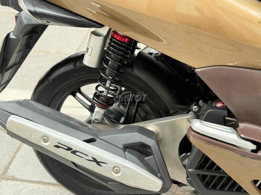 Pcx cực kỳ chất lượng xe Zin êm có smartkey 29G1. Mua bán Xe máy tại Quận Ba Đình Hà Nội được đăng bởi Xe Máy Nam Thi hình 2