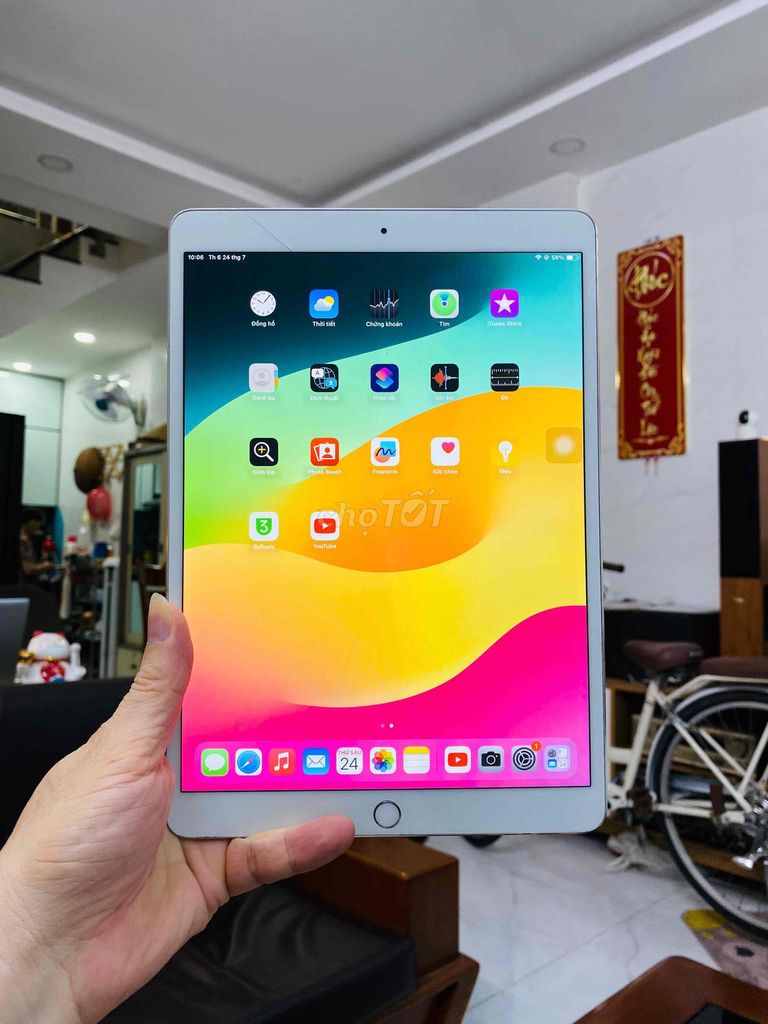iPad Pro 10.5 inch 64G, zin full cn, nứt kính nhẹ. Mua bán Máy tính bảng tại Quận Tân Bình Tp Hồ Chí Minh được đăng bởi ANH ĐỨC Store hình 1