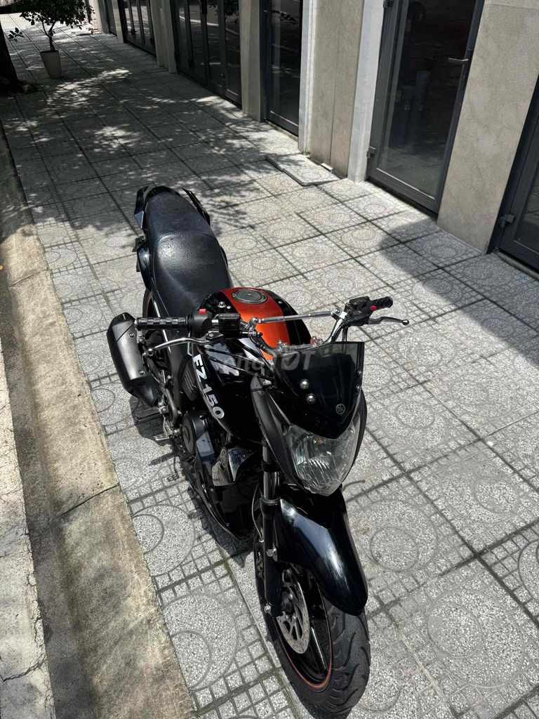 Yamaha FZ S150 2013 родной мотор городской номер
