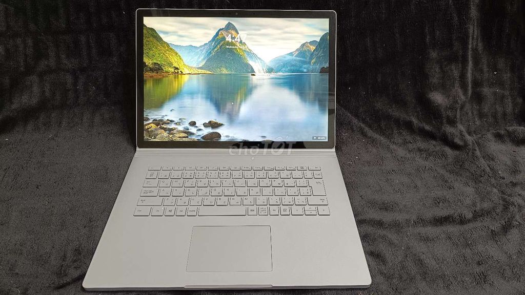 Microsoft Surface Book 2 i7 15 inch 16GB/512GB. Mua bán Laptop tại Quận Đống Đa Hà Nội được đăng bởi Đinh Văn Thọ hình 1
