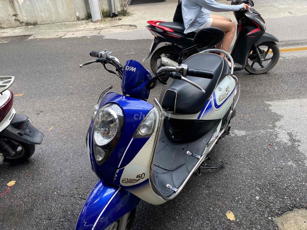Скутер SYM Elite 50cc с полным комплектом документов