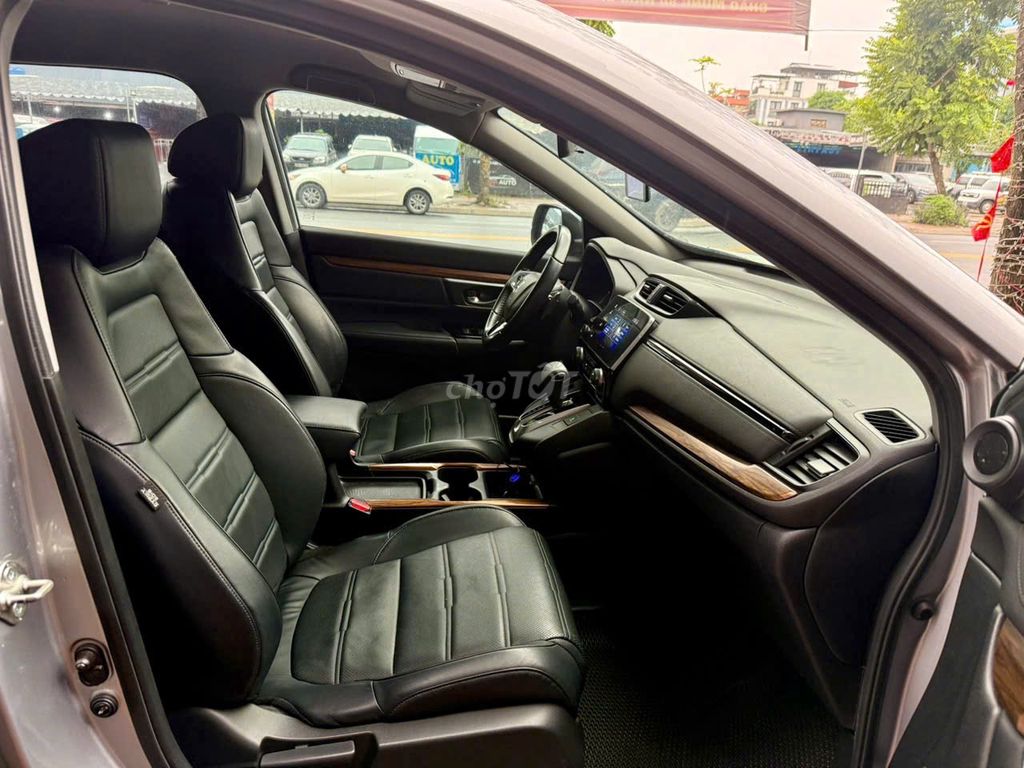 Honda CRV G 2019 nhập Thái,odo 8,7 vạn km, giá tốt. Mua bán Ô tô tại Quận Long Biên Hà Nội được đăng bởi Long Biên Cars hình 3