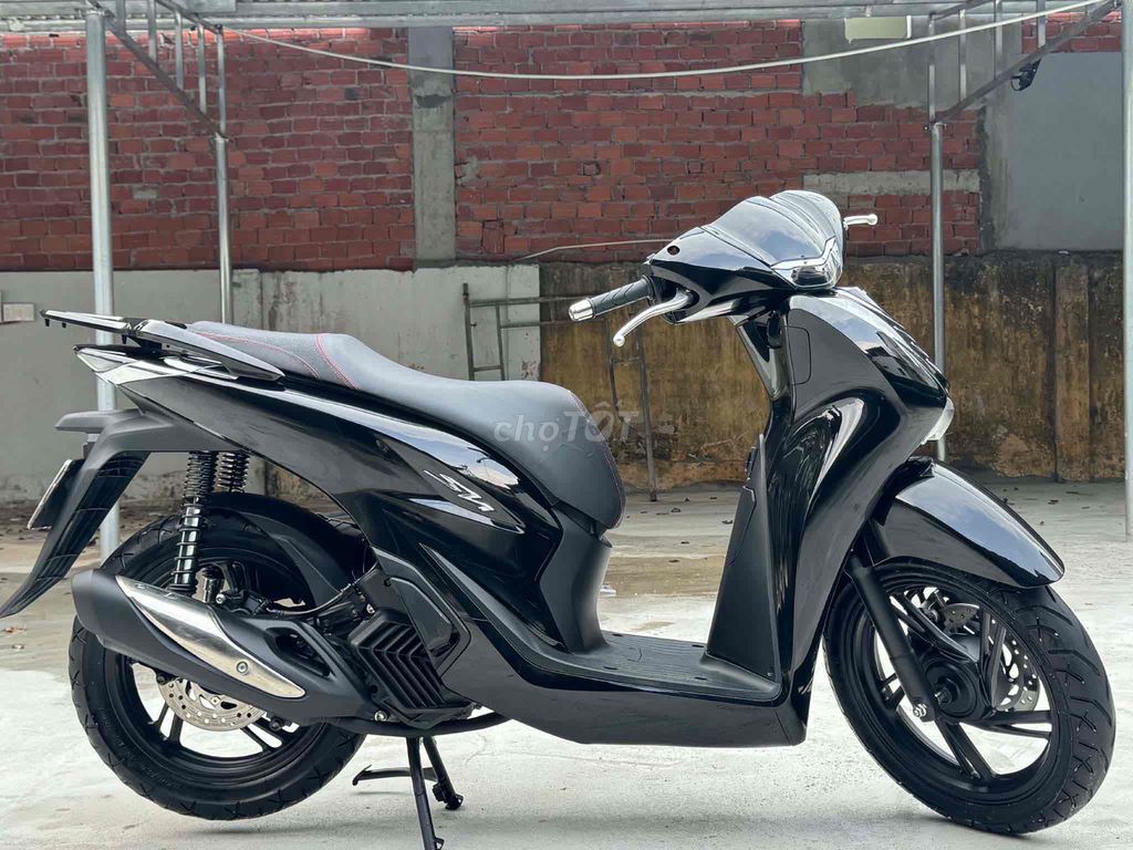Honda SH 125 2021 Черный глянцевый красивый автомобильный ринг кенг