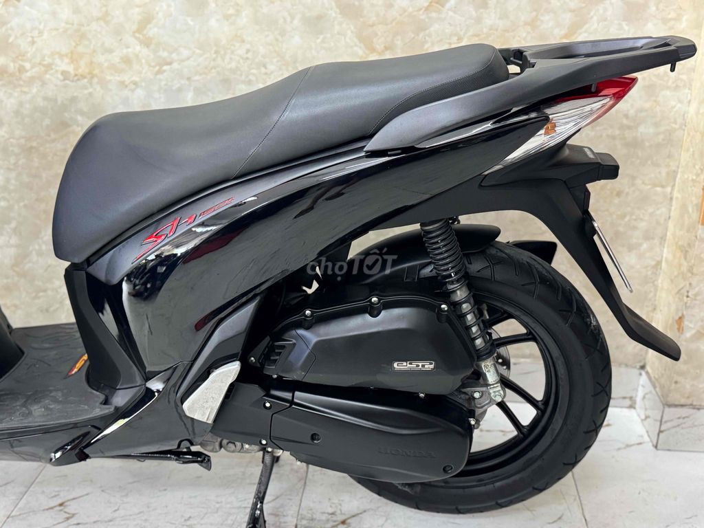 SH 150 khoá ga 2016 rất đẹp đen bóng 43G1-431.48. Mua bán Xe máy tại Quận Sơn Trà Đà Nẵng được đăng bởi Minh Dũng bán trả góp 136 vân đồn  hình 5