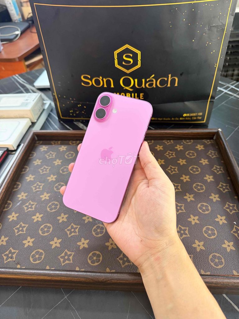 iP 16 Plus 256 VN đẹp keng sạc 27L pin 100 Góp 0Đ. Mua bán Điện thoại tại Quận Ninh Kiều Cần Thơ được đăng bởi Sơn Quách hình 1