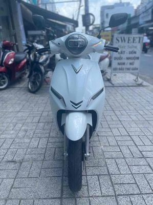Xe máy điện VinFast Feliz S 2024 Trắng 15000 km