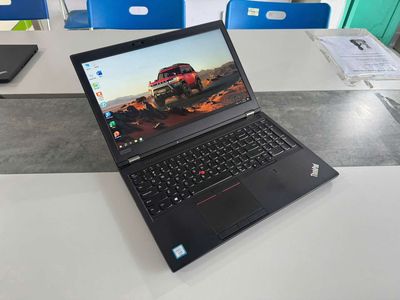 Thinkpad P52 (Xeon / 16G / 512G / Quadro P2000)