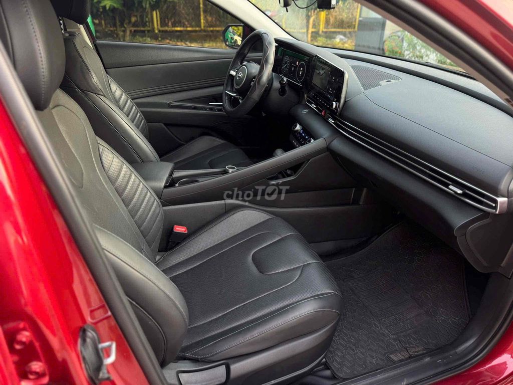 Hyundai Elantra 1.6AT Đặc biệt 2023. Mua bán Ô tô tại Quận Cái Răng Cần Thơ được đăng bởi Xe ô tô lướt hình 4