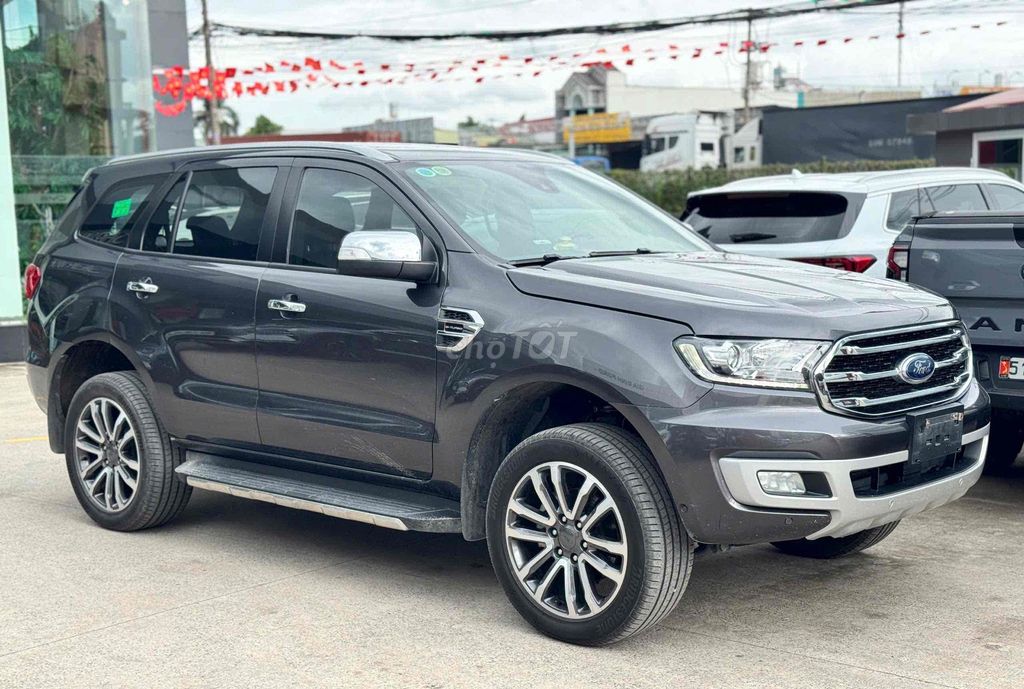 Cần bán Everest Titanium 2.0L Biturbo 2 cầu 2019. Mua bán Ô tô tại Quận 12 Tp Hồ Chí Minh được đăng bởi Khải Ford hình 2