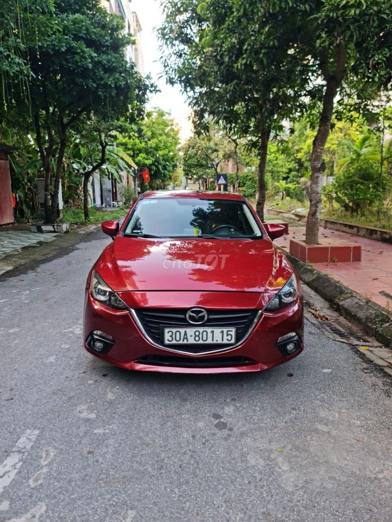 Mazda 3 2015 1.5 AT Hatchback bản đủ