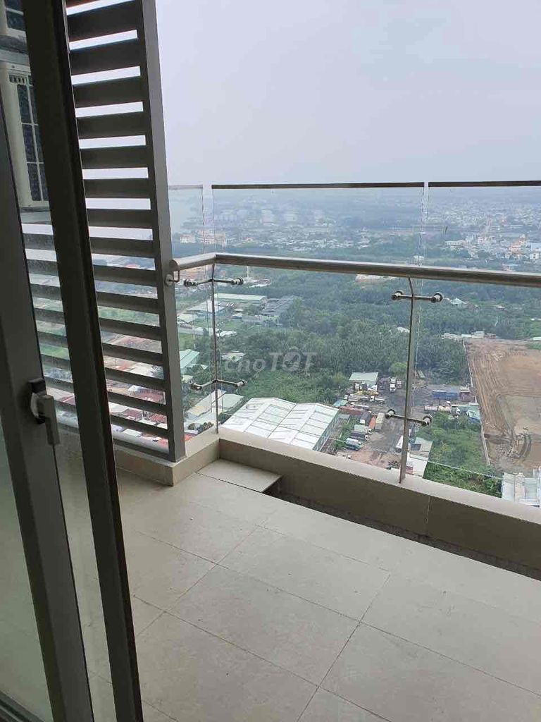 Cho thuê gấp căn căn hộ panorama 2pn1wc nhà trống giá 9tr