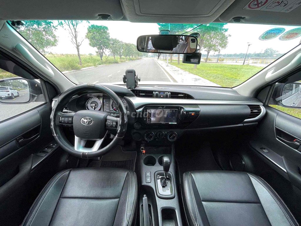 Toyota Hilux 2021 2.4E 4x2 AT - 38000 km. Mua bán Ô tô tại Thành phố Thủ Đức Tp Hồ Chí Minh được đăng bởi LuxCars Siêu Thị Ô Tô Lướt Sài Gòn hình 6