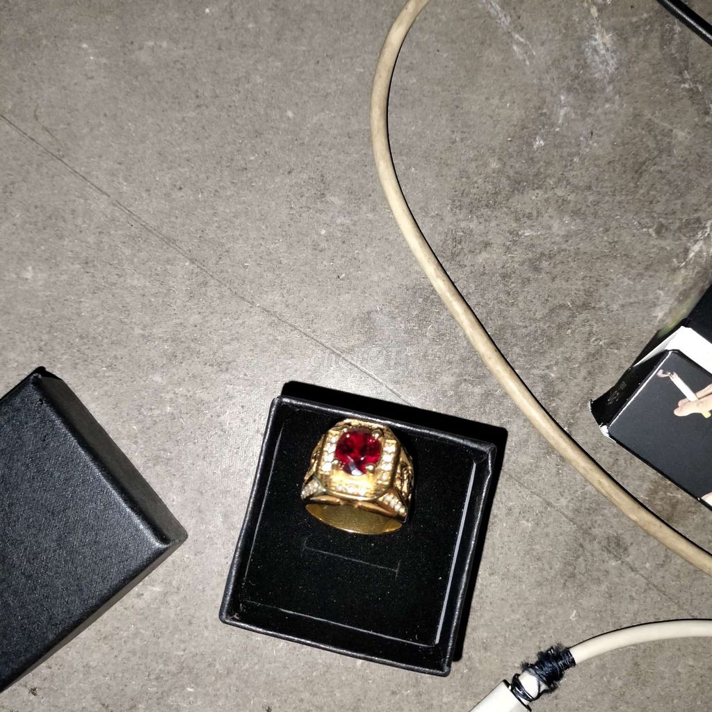 Nhẫn nam vàng. Mua bán Phụ kiện thời trang khác tại Thành phố Thuận An Bình Dương được đăng bởi văn tèo hình 1