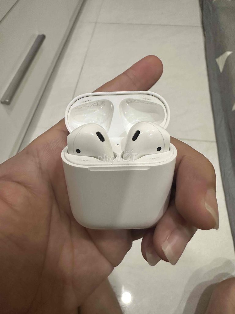 Tai nghe Apple AirPods 2 Trắng Đã sử dụng. Mua bán Tivi, Âm thanh tại Quận Thanh Khê Đà Nẵng được đăng bởi Nguyễn Hồng Đông Tây hình 1